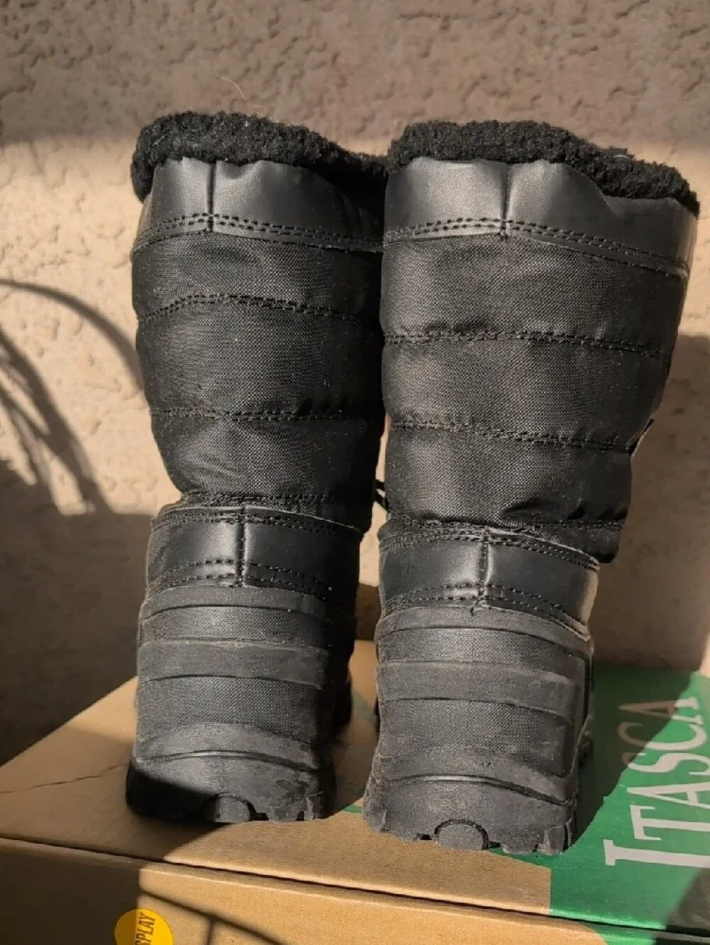 NEW ITHACA Black Lace-Up Ice Pack Insulated SNOW BOOTS Boys Size 3